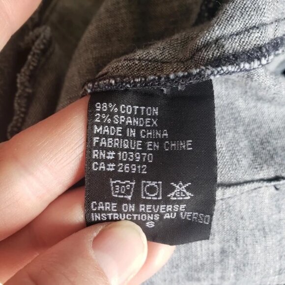 Obey ♡ Double Breasted Lightweight Chambray Jacket w Wooden Buttons - Picture 8 of 10